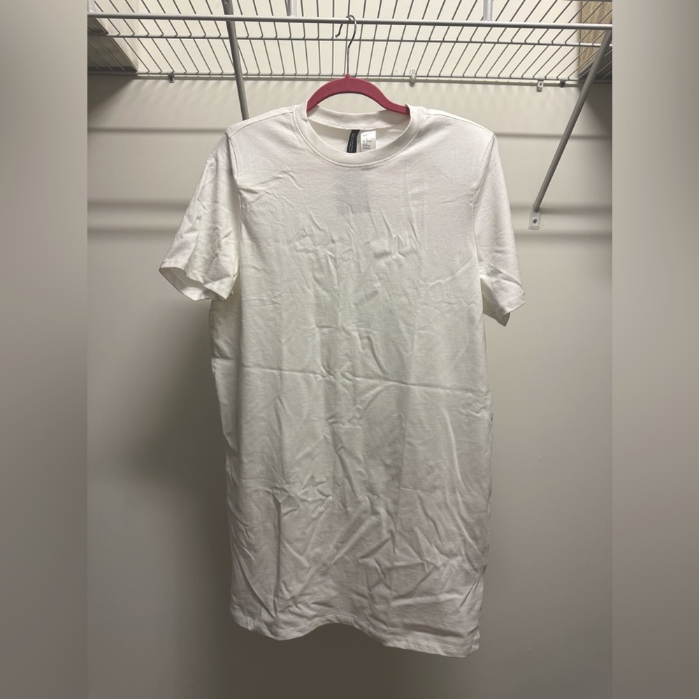 White T-shirt Dress with should pads